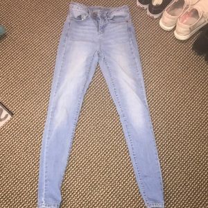 Light washed jeans